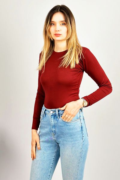 Betimoda Women's Burgundy Long Sleeve Crew Neck Body