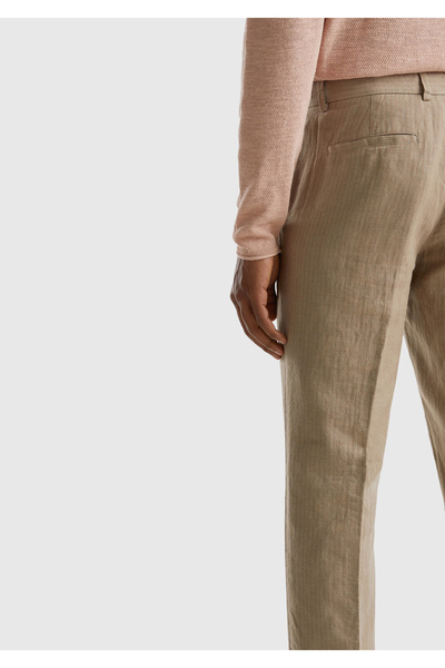 United Colors of Benetton Erkek Bej Keten Karışımlı Cebi Biyeli Kemer Delikli Pantolon