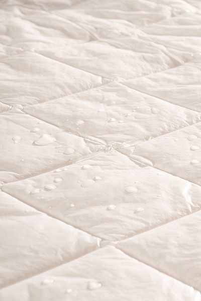 OTHELLO Camilla White Cotton Bed Mattresses - Quilted and Liquid Proof, 100x200 Cm
