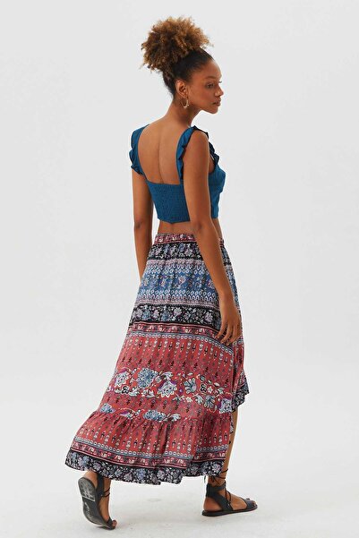 Clandestino Fusta boemă roz - față scurtă, spate lung și volane