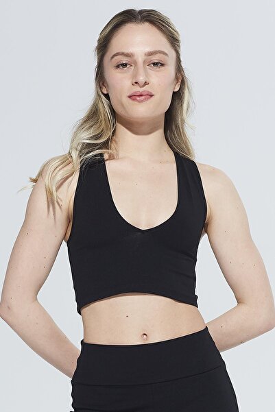 Comm-Ci بلوزة قصيرة من القطن العضوي الأسود من أوليفيا برقبة على شكل حرف V