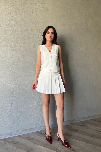 Seda Yalçın Atelier Masculine Ecru Vest and Pleated Skirt Set