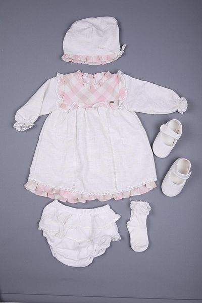 Babydola طقم ملابس و هدايا للفتيات الصغيرات مكون من 5 قطع - قبعة، موكاسين، جوارب وسراويل داخلية 12608