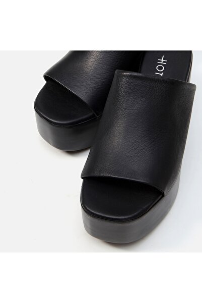 Hotiç Black Genuine Leather Women's Slippers