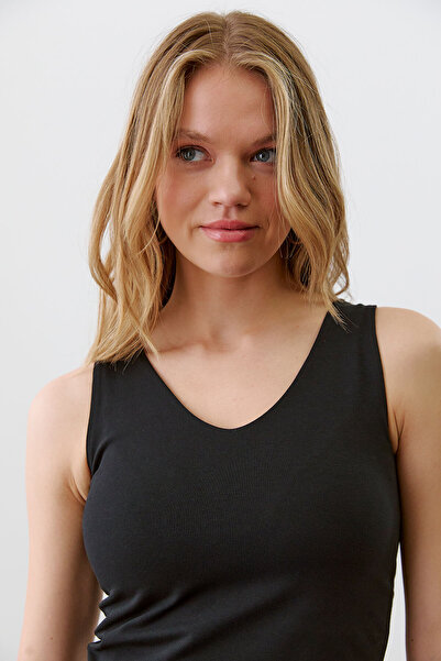 urban focus V-Neck Double Tank Top
