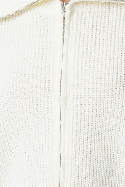 Trendyol Collection Ζακέτα με φερμουάρ εκρού με φερμουάρ - Wide Fit TWOAW24HI00072