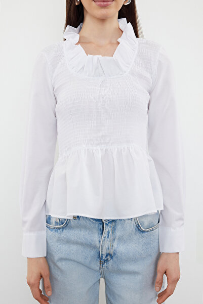 Trendyol Collection Ecru Elastic Ruffle Blouse - TWOSS24BZ00531