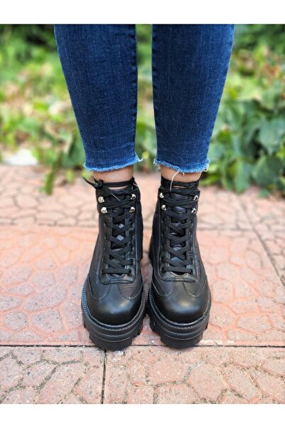 EPTC Kadın Siyah Kalın Taban Paraşüt Bağcıklı Spor Mini Kısa Bot