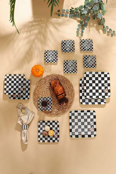 B&M 24 Piece Butterfly Patterned Checkered Square Breakfast Set