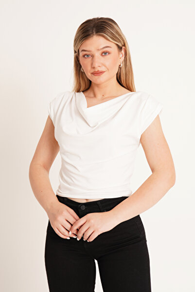 Hipo Trend Λευκή μπλούζα με γιακά Degaje Trend