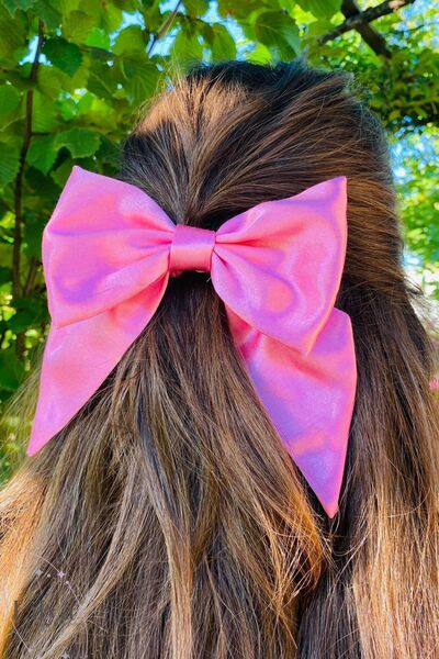 TOKALİLYA Kadın Saten Pembe Fiyonk Klipsli Otomatik Toka