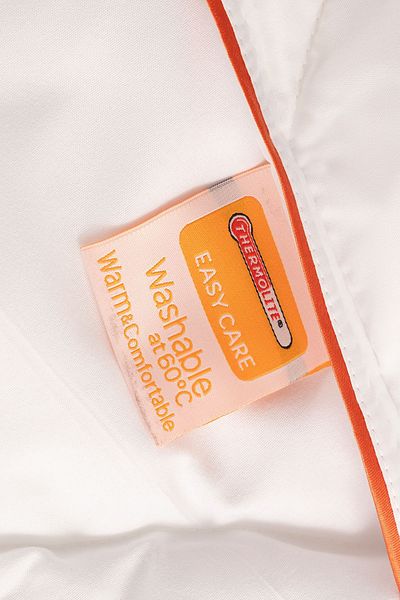 OTHELLO Teona Orange Double Antiallergic Quilt - 195x215 Cm