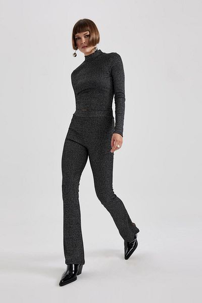 DeFacto Spanisches Bein, normale Taille, glitzernder Stoff, Basic, gerade Hose B4769ax23wn