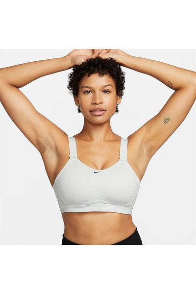 Nike fav sports bra top