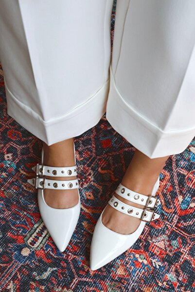 POLKA STORE Troch Sivri Burun Çift Bantlı Trok Detaylı Kadın Ayakkabı