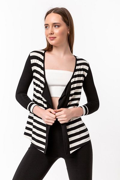 Laranor Women's Black-White Patterned Cardigan 19L6372