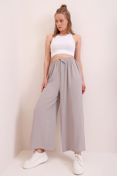 Trend Alaçatı Stili Hose - Grau - Relaxed