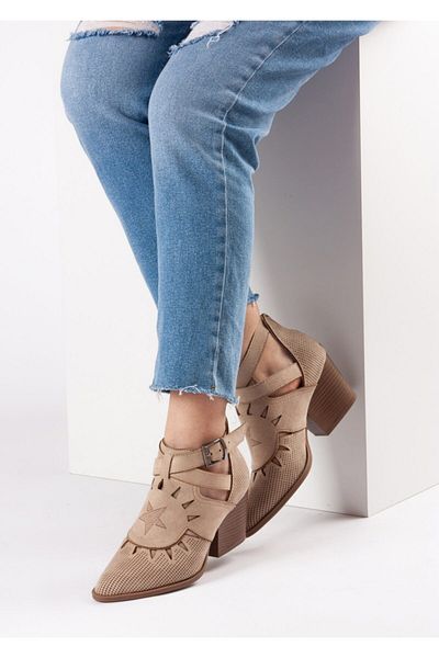 Bej Ayakkabı Women's Beige Laser Star Pattern Buckle Adjustable Back Zipper Shoes