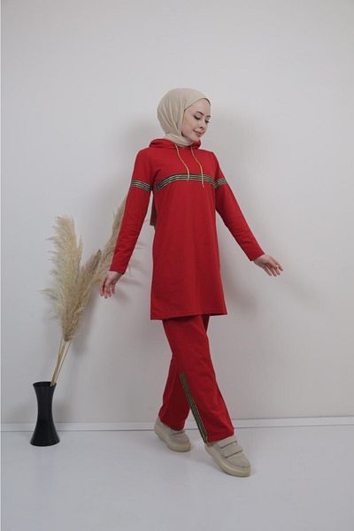CNG MODA Women's Glitter Stripe Dark Red Hijab Tracksuit Set