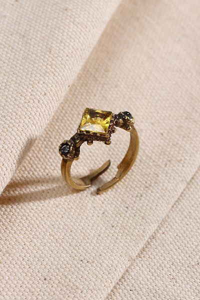 Süspüs Accessories Adjustable Square Jewelled Authentic Ring
