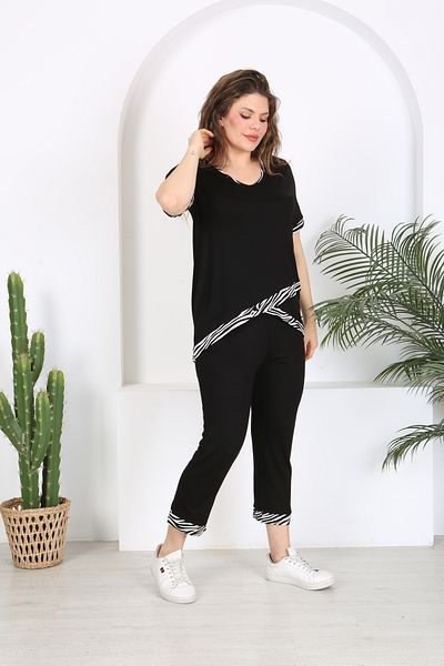 Butik Nilyam Черен анцуг Cross Garni Plus Size - 23009