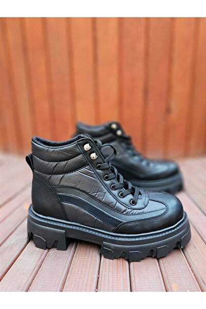 EPTC Kadın Siyah Kalın Taban Paraşüt Bağcıklı Spor Mini Kısa Bot