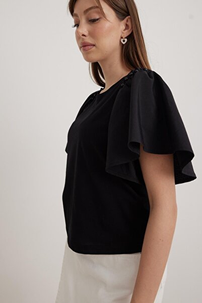 LEVURE Women's Black T-Shirt - Sleeve Flywheel and Stone Detail