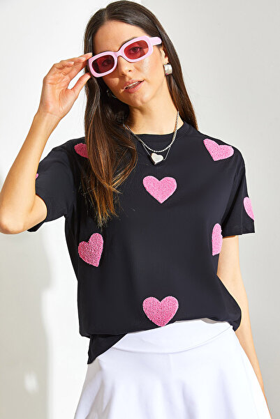 SHADE Kadın Süzene Kalp Nakışlı Basic T-Shirt
