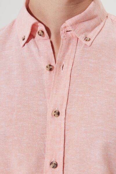 ALTINYILDIZ CLASSICS Linen Comfort Fit Men's Shirt - Relaxed Fit, Buttoned Collar