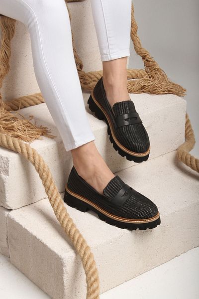 Gusse Olivia Women's Black Loafer - Comfortable and Stylish