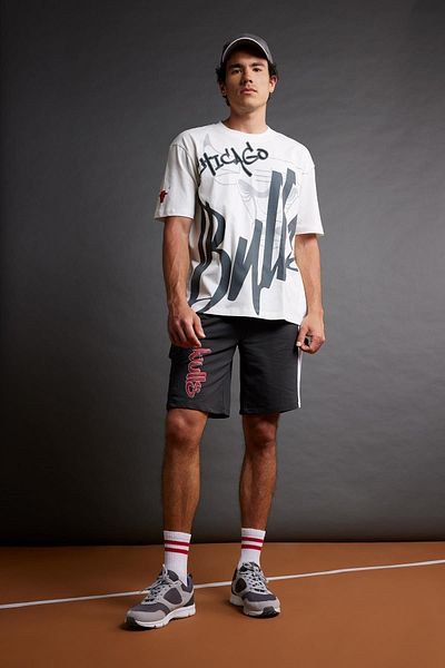 DeFacto Βαμβακερά σορτς NBA Chicago Bulls Regular Fit - Y2965az22hs