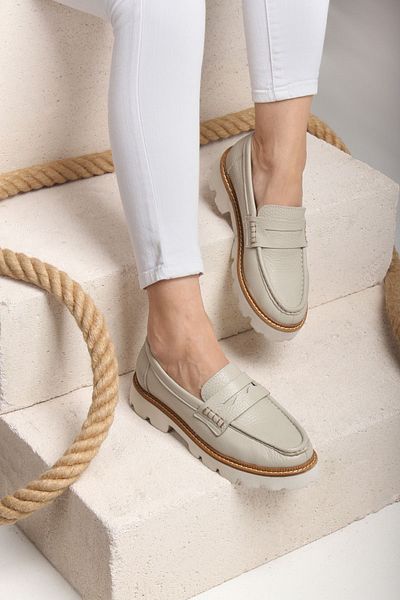 Gusse Women's Beige Genuine Leather Loafers