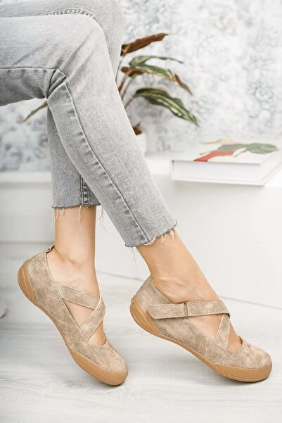 Konfores حذاء تشريحي للاستخدام اليومي موديل 897