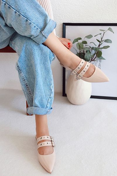 POLKA STORE Pointed Toe Double Banded Troc Detailed Women's Shoes