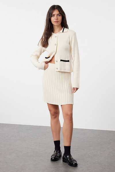 Trendyol Collection Knitwear Mini Skirt Crop Top and Stone Color Pocket Detailed Suit - TWOAW24AU00093