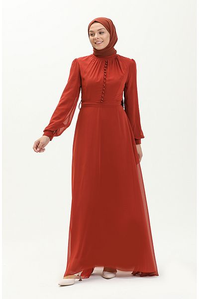 sefamerve Ziegelfarbenes Chiffon-Abendkleid – Knopfdetail, Modell 5695-14
