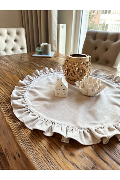 Decamor home Stone Round Ruffle Small Decorative Blanket