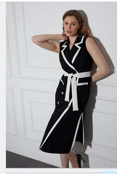 Milestone Black-White Rumun Dress