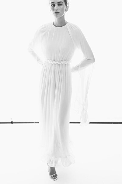 Touché Privé Brautkleid aus Chiffon-Crêpe mit Volants