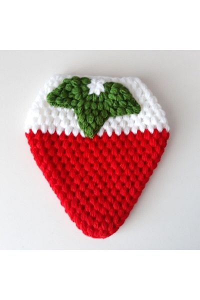 Ebrulisler Hand Knitted Red Strawberry 3-Piece Fiber Set