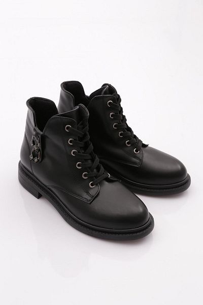 DGN Women's Black Boots