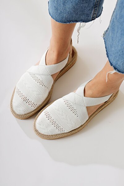 Limoya Zulma White Closed-Front Knitwear Cross-Strapped Linen Sole Women's Sandals Opportunity Product