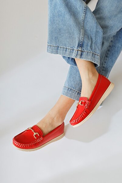 Limoya Tola Red Buckle Detailed Women's Casual Shoes