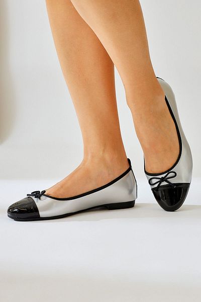 Limoya Sobhie Silver Patent Leather Black Toe Bow Detailed Ballerinas, Women's Ballerina Shoes