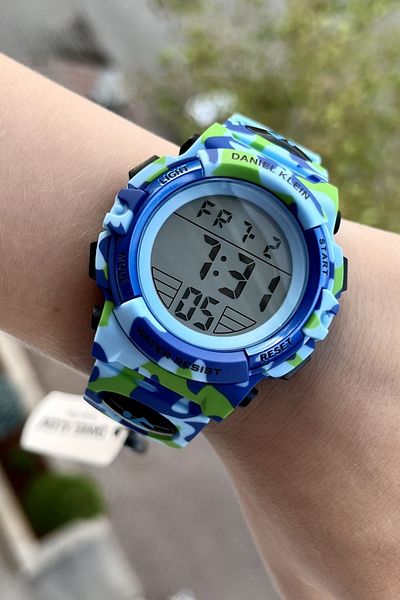 Daniel Klein 5 Atm Kids Wrist Watch with Light Blue Color Adjustable Bands and 7 Different Lights Dkgnct767