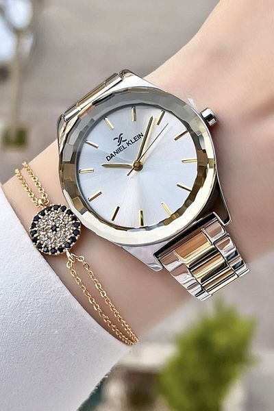 Daniel Klein Women's Wrist Watch and Gift Bracelet with Gold Silver Color Adjustable Band Dkgnct102