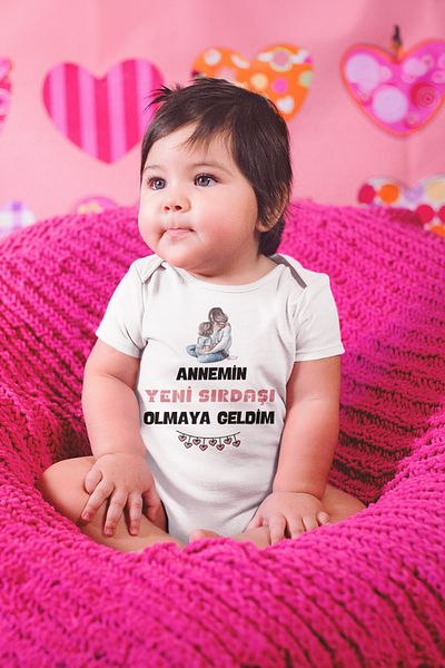 ADABEBEK Mom's New Friend Written Printed Baby Girl Bodysuit - Snap Fastener Bodysuit Model 20530