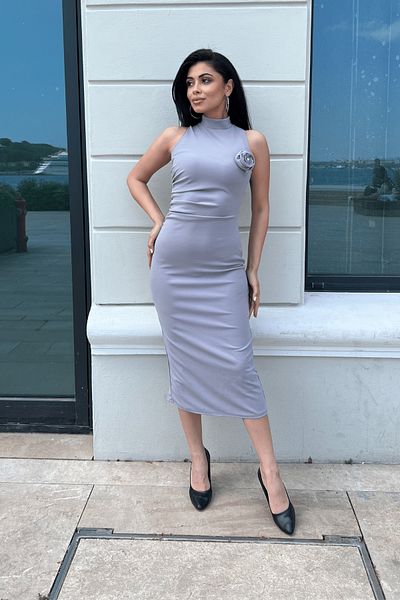 giyimmasalı Crepe Fabric Gather Detailed Zero Sleeve Pencil Dress - GRAY