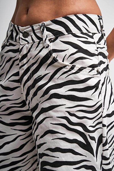 its basic Black and White Zebra Pattern - 100% Cotton Palazzo Fit Women's Denim