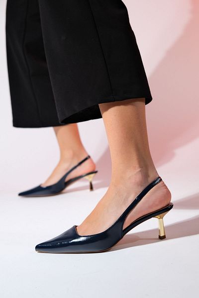 LuviShoes MARTEN Laci Skin Damenschuhe mit spitzer Spitze, offener Rückseite und dünnem Absatz